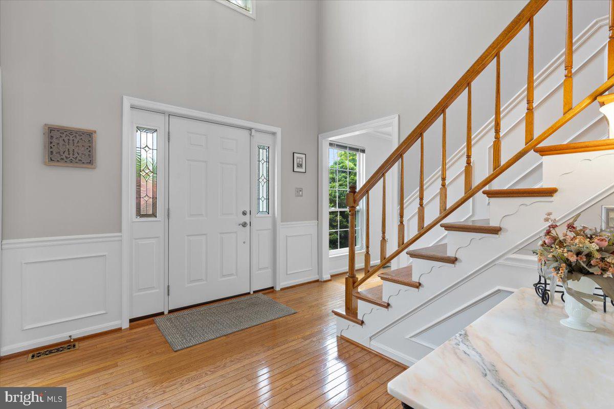 1587 KINGSTREAM CIR, HERNDON, Virginia 20170, 4 Bedrooms Bedrooms, ,3 BathroomsBathrooms,Residential,For sale,1587 KINGSTREAM CIR,VAFX2244766 MLS # VAFX2244766