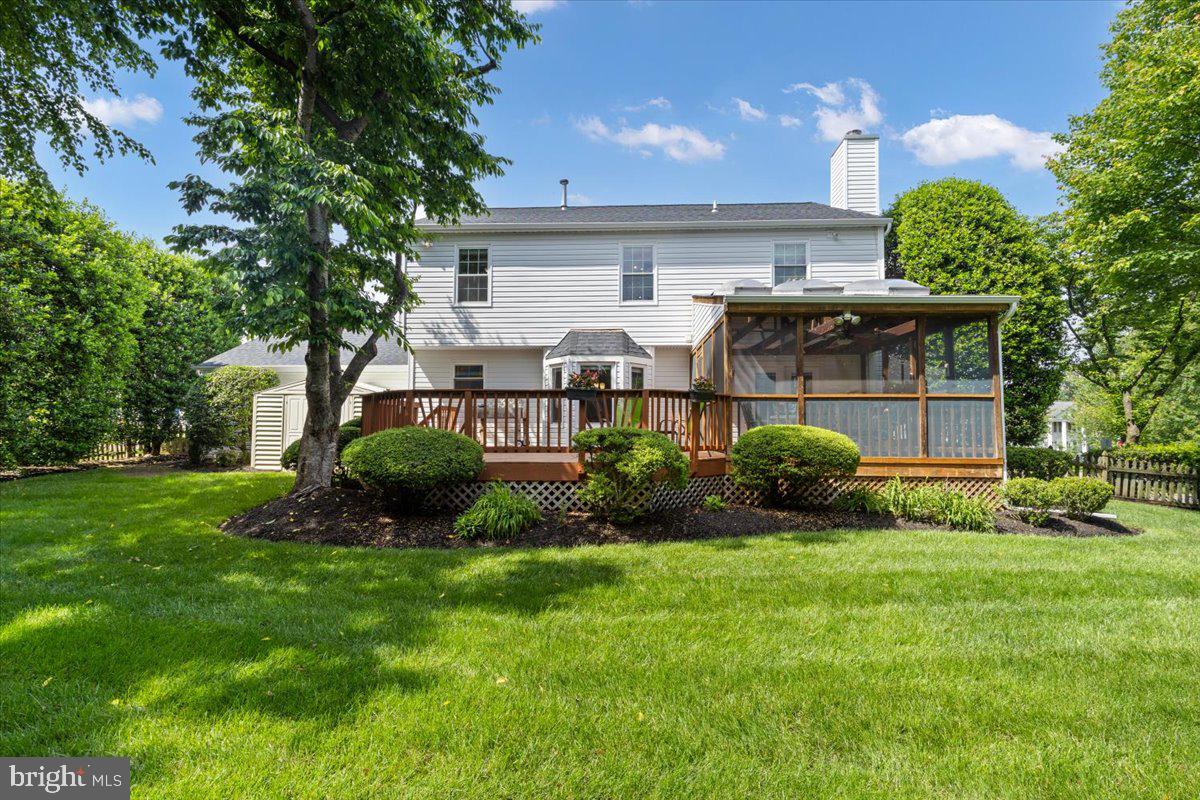1587 KINGSTREAM CIR, HERNDON, Virginia 20170, 4 Bedrooms Bedrooms, ,3 BathroomsBathrooms,Residential,For sale,1587 KINGSTREAM CIR,VAFX2244766 MLS # VAFX2244766