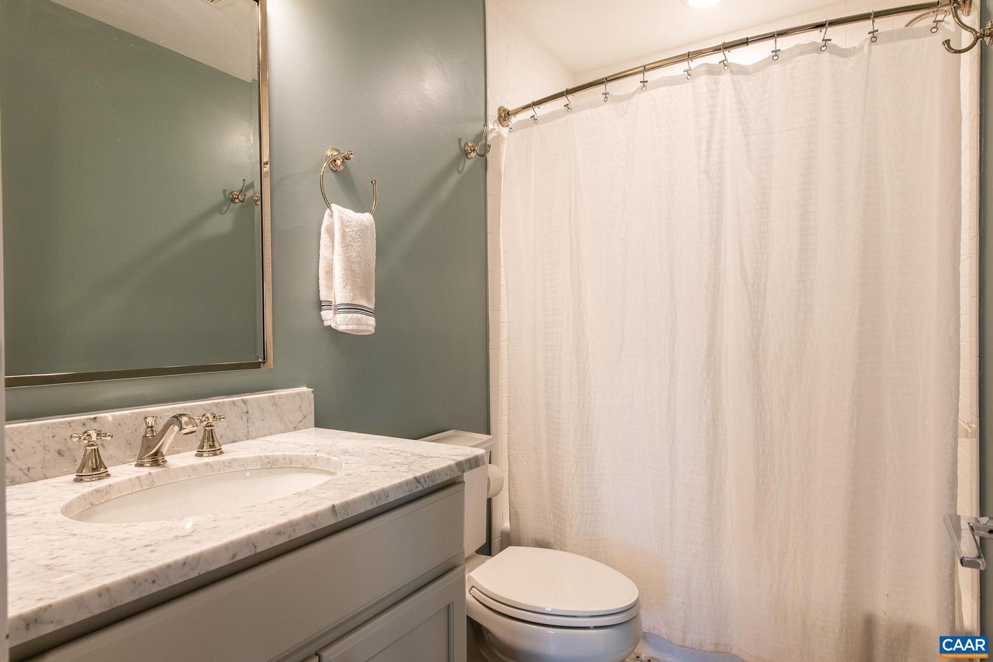 138 BISHOPGATE LN, CROZET, Virginia 22932, 4 Bedrooms Bedrooms, ,3 BathroomsBathrooms,Residential,For sale,138 BISHOPGATE LN,665280 MLS # 665280