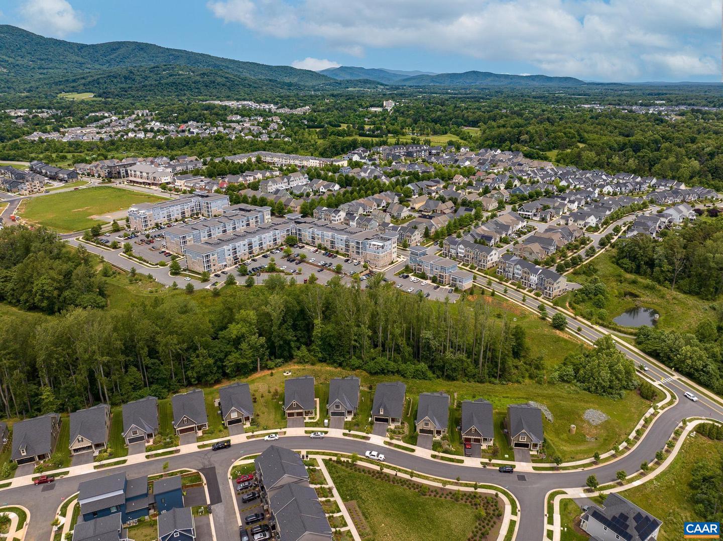 138 BISHOPGATE LN, CROZET, Virginia 22932, 4 Bedrooms Bedrooms, ,3 BathroomsBathrooms,Residential,For sale,138 BISHOPGATE LN,665280 MLS # 665280