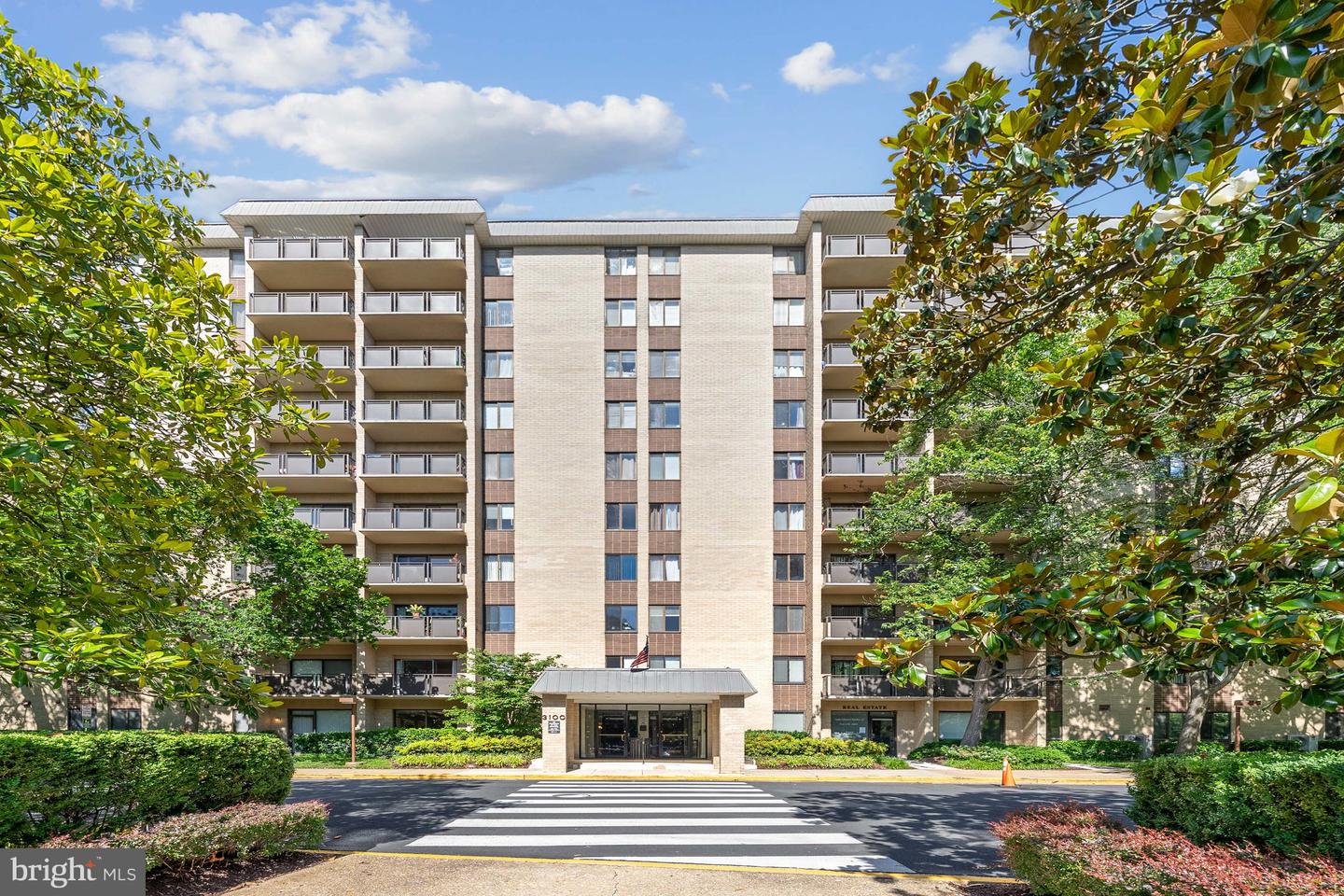 3100 S MANCHESTER ST #520, FALLS CHURCH, Virginia 22044, 1 Bedroom Bedrooms, ,1 BathroomBathrooms,Residential,For sale,3100 S MANCHESTER ST #520,VAFX2245144 MLS # VAFX2245144