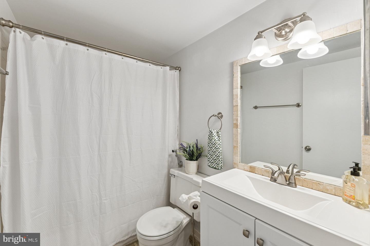 3100 S MANCHESTER ST #520, FALLS CHURCH, Virginia 22044, 1 Bedroom Bedrooms, ,1 BathroomBathrooms,Residential,For sale,3100 S MANCHESTER ST #520,VAFX2245144 MLS # VAFX2245144