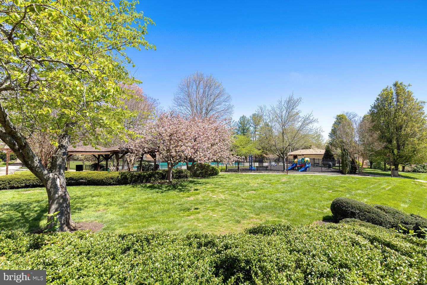 3100 S MANCHESTER ST #520, FALLS CHURCH, Virginia 22044, 1 Bedroom Bedrooms, ,1 BathroomBathrooms,Residential,For sale,3100 S MANCHESTER ST #520,VAFX2245144 MLS # VAFX2245144