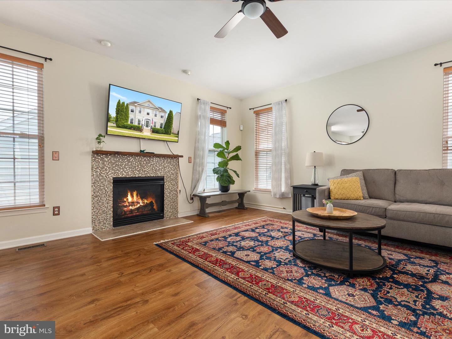 6040 GAYLEBURG PL, GAINESVILLE, Virginia 20155, 3 Bedrooms Bedrooms, 19 Rooms Rooms,3 BathroomsBathrooms,Residential,For sale,6040 GAYLEBURG PL,VAPW2096210 MLS # VAPW2096210