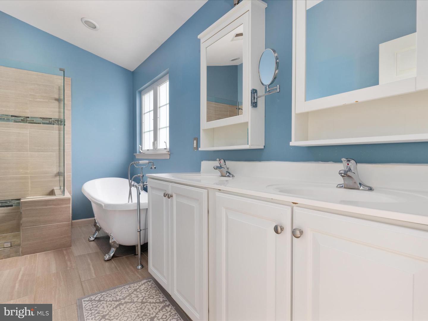 6040 GAYLEBURG PL, GAINESVILLE, Virginia 20155, 3 Bedrooms Bedrooms, 19 Rooms Rooms,3 BathroomsBathrooms,Residential,For sale,6040 GAYLEBURG PL,VAPW2096210 MLS # VAPW2096210