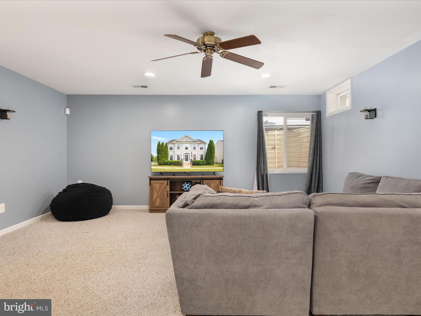 6040 GAYLEBURG PL, GAINESVILLE, Virginia 20155, 3 Bedrooms Bedrooms, 19 Rooms Rooms,3 BathroomsBathrooms,Residential,For sale,6040 GAYLEBURG PL,VAPW2096210 MLS # VAPW2096210