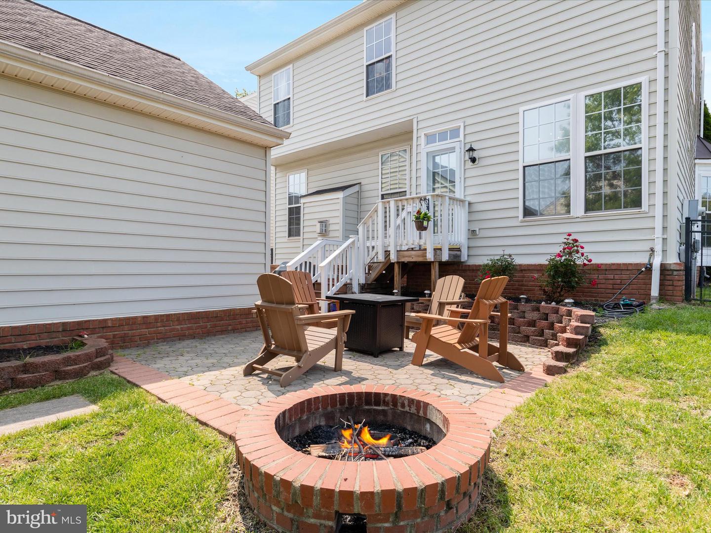 6040 GAYLEBURG PL, GAINESVILLE, Virginia 20155, 3 Bedrooms Bedrooms, 19 Rooms Rooms,3 BathroomsBathrooms,Residential,For sale,6040 GAYLEBURG PL,VAPW2096210 MLS # VAPW2096210