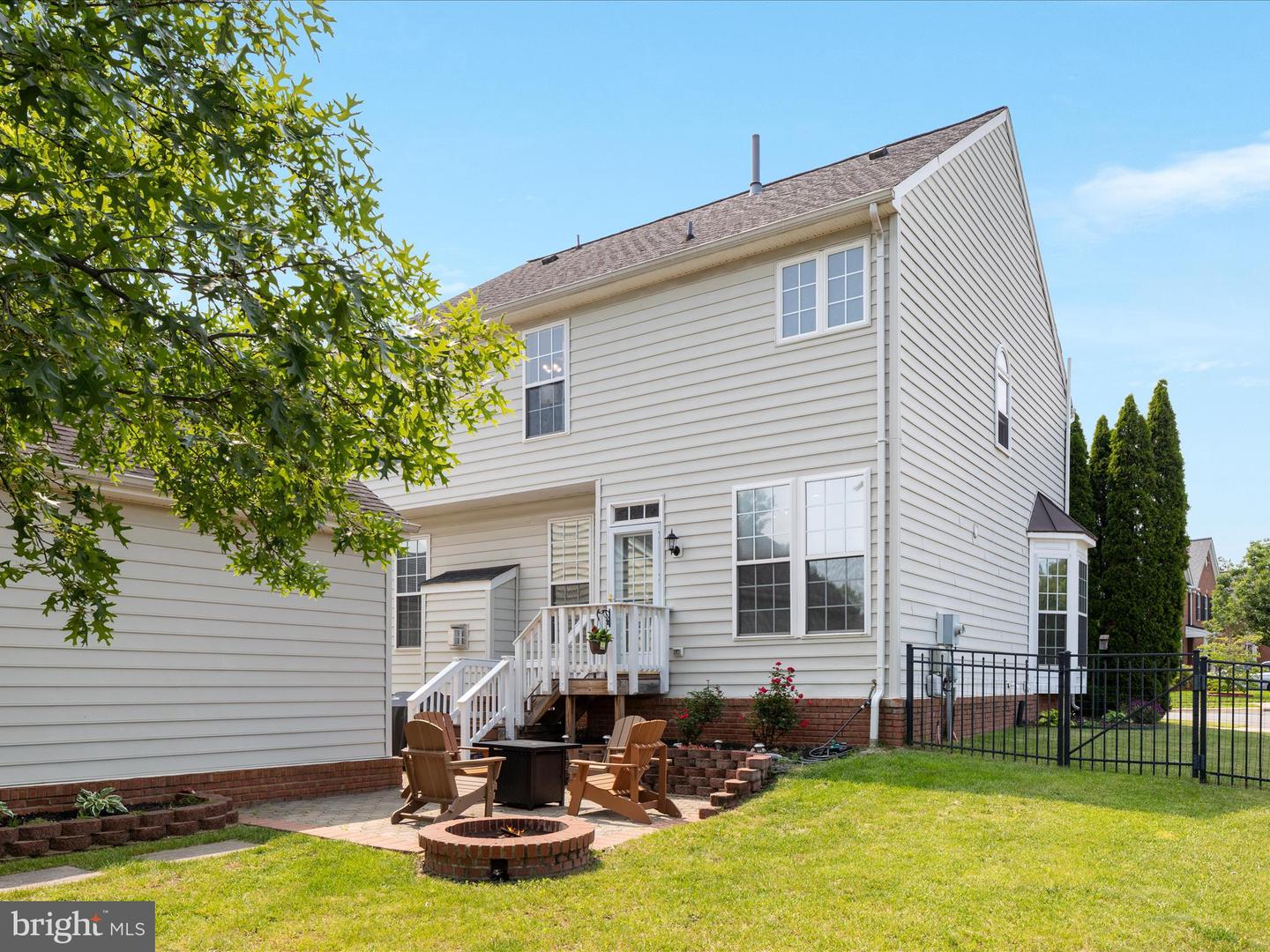 6040 GAYLEBURG PL, GAINESVILLE, Virginia 20155, 3 Bedrooms Bedrooms, 19 Rooms Rooms,3 BathroomsBathrooms,Residential,For sale,6040 GAYLEBURG PL,VAPW2096210 MLS # VAPW2096210