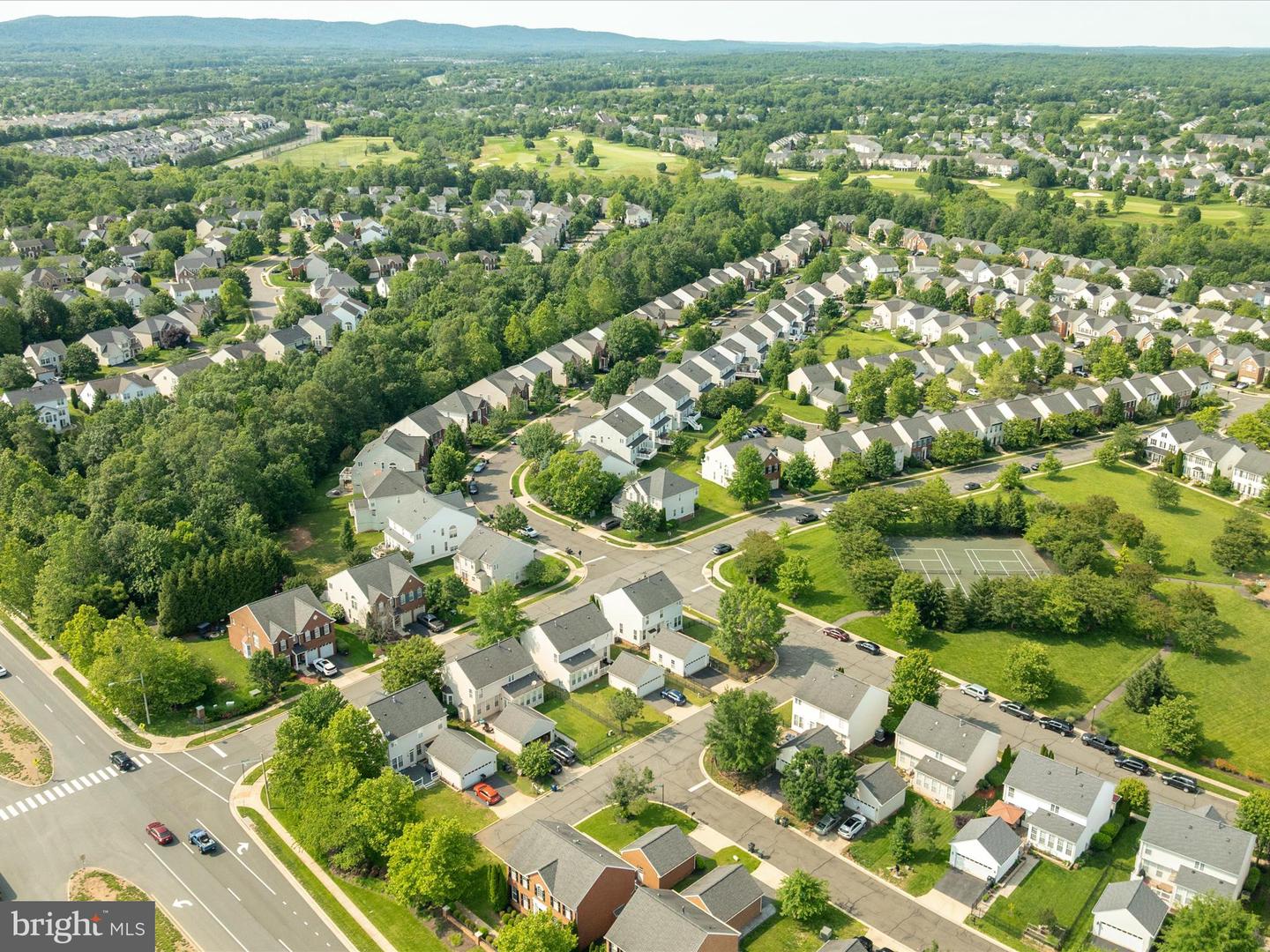 6040 GAYLEBURG PL, GAINESVILLE, Virginia 20155, 3 Bedrooms Bedrooms, 19 Rooms Rooms,3 BathroomsBathrooms,Residential,For sale,6040 GAYLEBURG PL,VAPW2096210 MLS # VAPW2096210