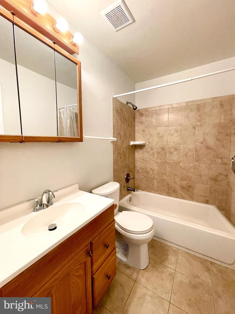 14814 EMBERDALE DR, WOODBRIDGE, Virginia 22193, 3 Bedrooms Bedrooms, ,1 BathroomBathrooms,Residential,For sale,14814 EMBERDALE DR,VAPW2096228 MLS # VAPW2096228