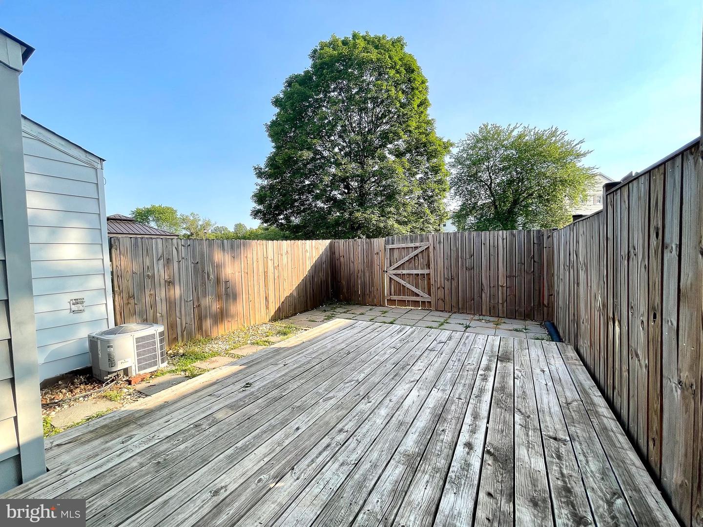 14814 EMBERDALE DR, WOODBRIDGE, Virginia 22193, 3 Bedrooms Bedrooms, ,1 BathroomBathrooms,Residential,For sale,14814 EMBERDALE DR,VAPW2096228 MLS # VAPW2096228