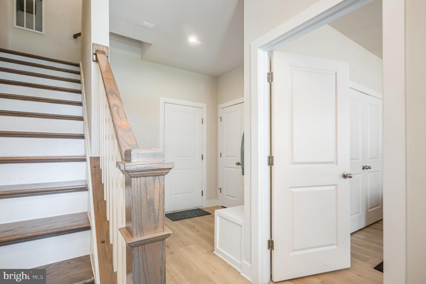 1486 MEADOWLARK GLEN RD, DUMFRIES, Virginia 22026, 4 Bedrooms Bedrooms, ,3 BathroomsBathrooms,Residential,For sale,1486 MEADOWLARK GLEN RD,VAPW2096250 MLS # VAPW2096250