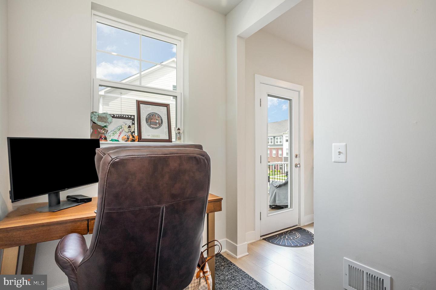 1486 MEADOWLARK GLEN RD, DUMFRIES, Virginia 22026, 4 Bedrooms Bedrooms, ,3 BathroomsBathrooms,Residential,For sale,1486 MEADOWLARK GLEN RD,VAPW2096250 MLS # VAPW2096250
