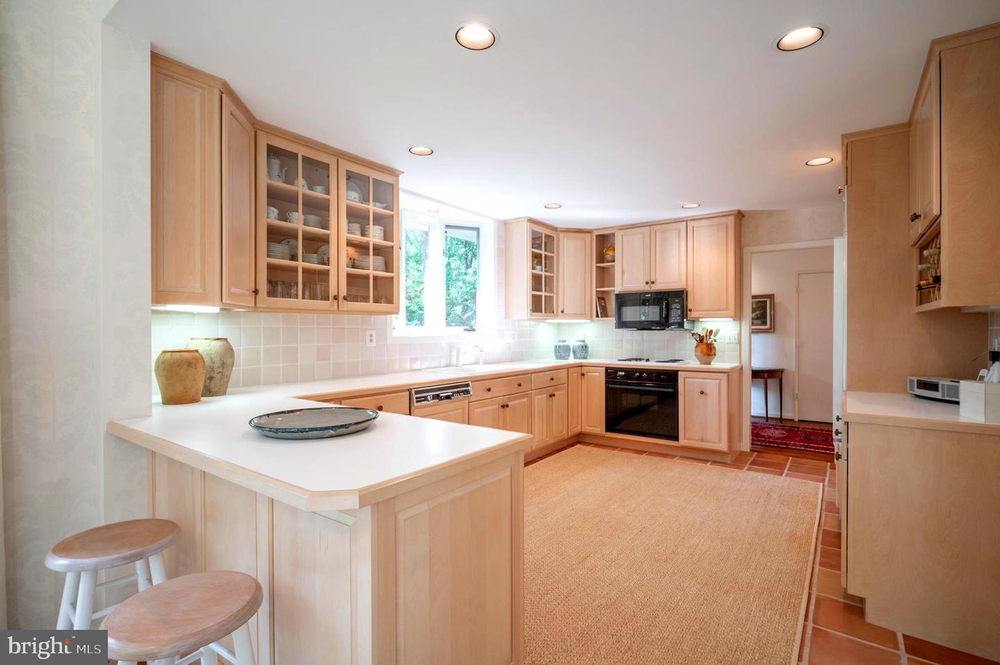 6501 MENLO RD, MCLEAN, Virginia 22101, 4 Bedrooms Bedrooms, ,3 BathroomsBathrooms,Residential,For sale,6501 MENLO RD,VAFX2245526 MLS # VAFX2245526