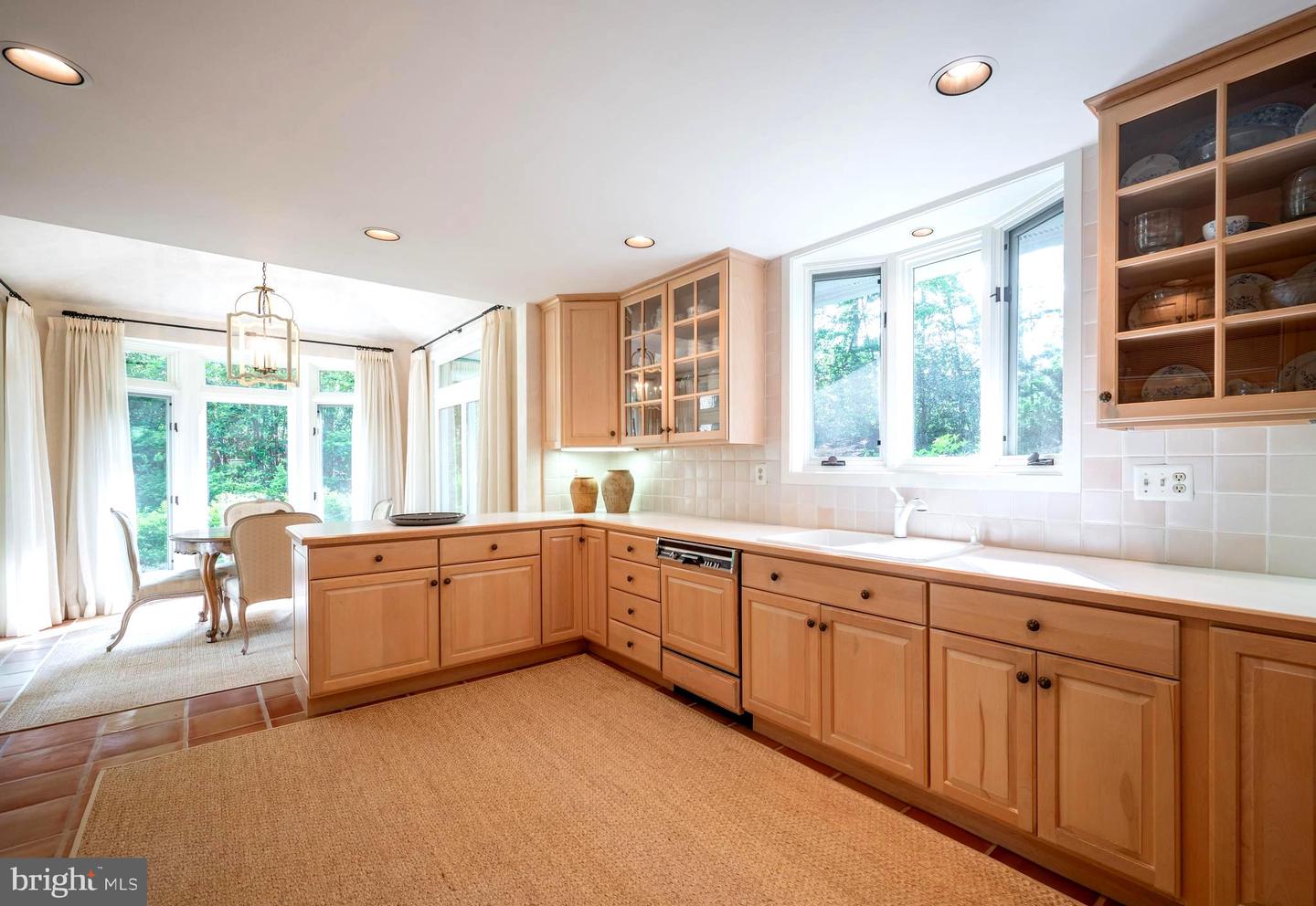 6501 MENLO RD, MCLEAN, Virginia 22101, 4 Bedrooms Bedrooms, ,3 BathroomsBathrooms,Residential,For sale,6501 MENLO RD,VAFX2245526 MLS # VAFX2245526