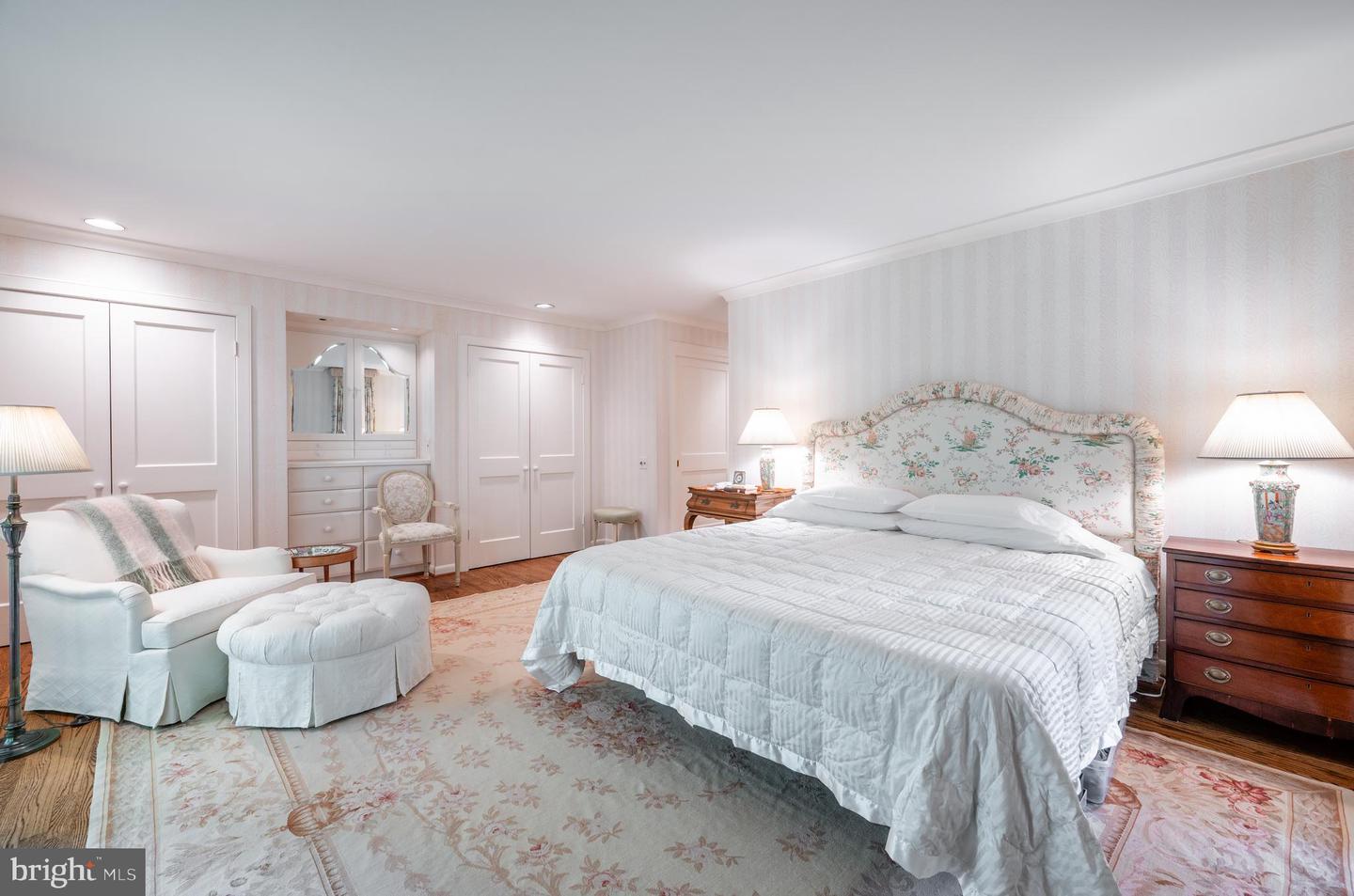 6501 MENLO RD, MCLEAN, Virginia 22101, 4 Bedrooms Bedrooms, ,3 BathroomsBathrooms,Residential,For sale,6501 MENLO RD,VAFX2245526 MLS # VAFX2245526