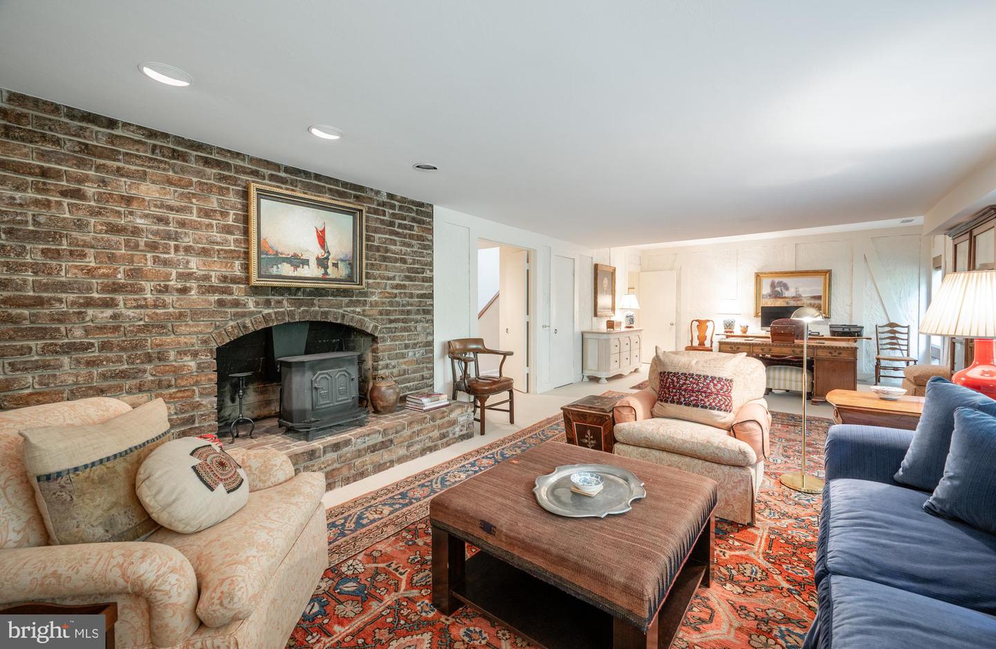 6501 MENLO RD, MCLEAN, Virginia 22101, 4 Bedrooms Bedrooms, ,3 BathroomsBathrooms,Residential,For sale,6501 MENLO RD,VAFX2245526 MLS # VAFX2245526