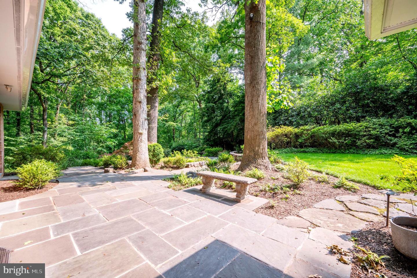 6501 MENLO RD, MCLEAN, Virginia 22101, 4 Bedrooms Bedrooms, ,3 BathroomsBathrooms,Residential,For sale,6501 MENLO RD,VAFX2245526 MLS # VAFX2245526