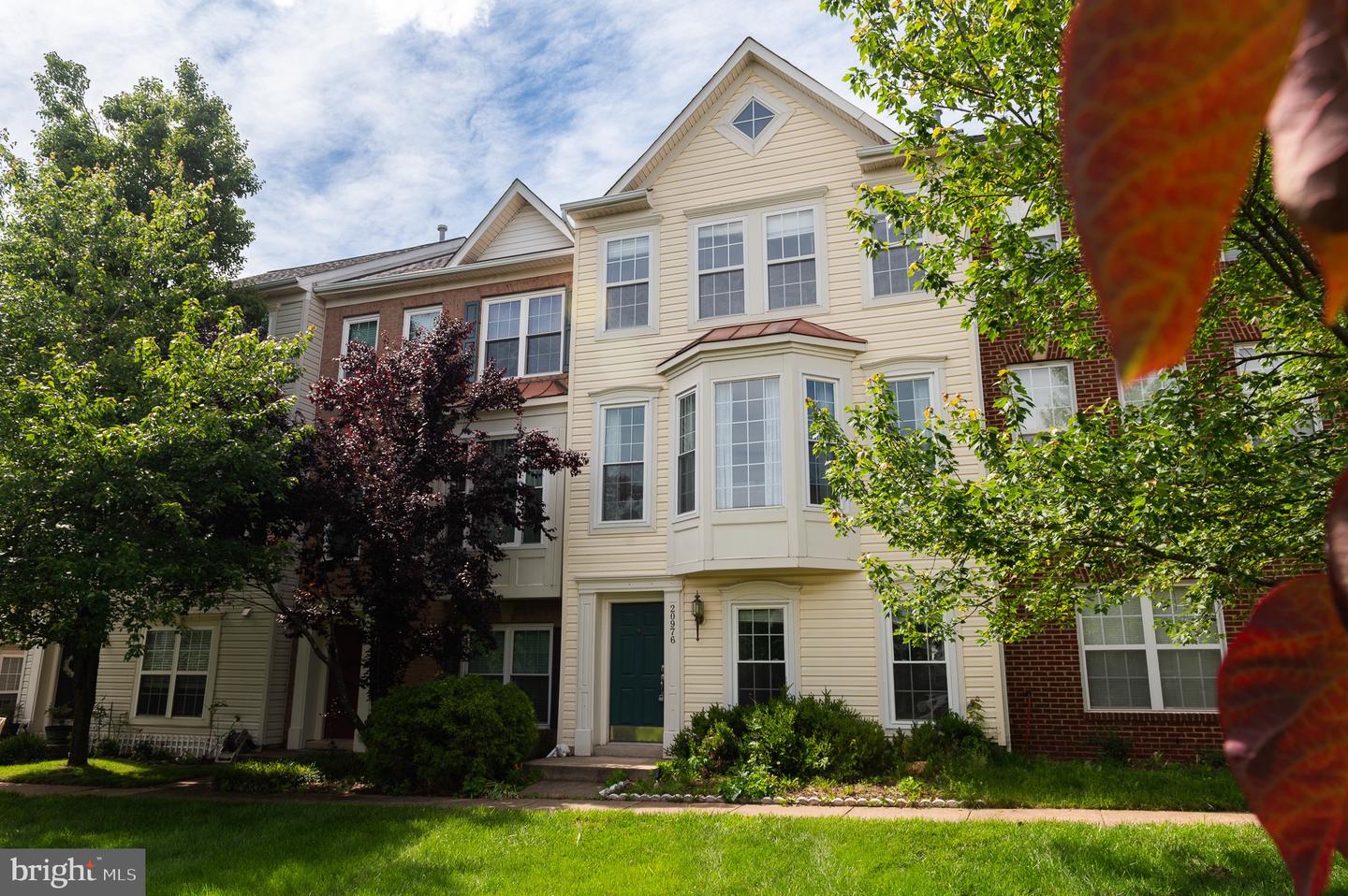 20976 KITTANNING LN, ASHBURN, Virginia 20147, 4 Bedrooms Bedrooms, ,2 BathroomsBathrooms,Residential,For sale,20976 KITTANNING LN,VALO2098820 MLS # VALO2098820