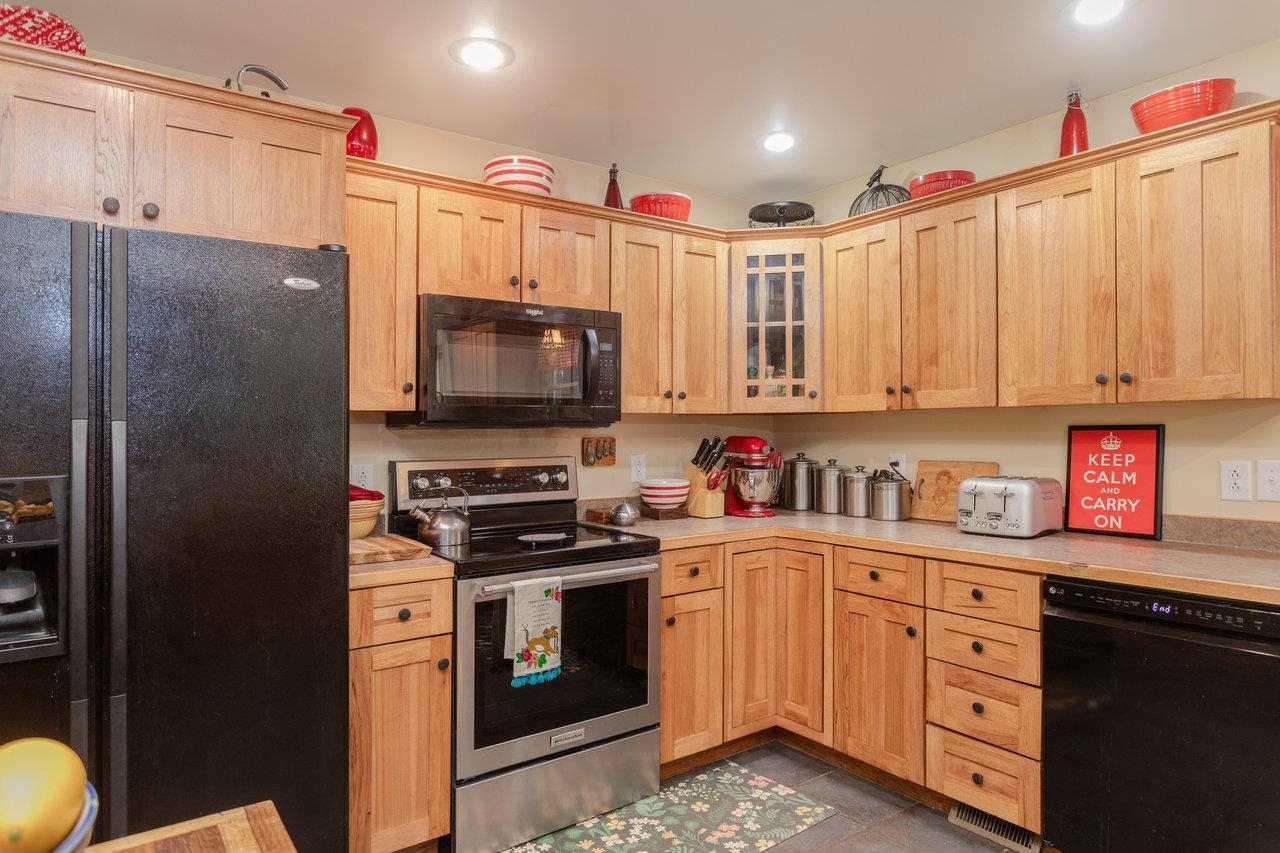 9942 AUSTIN MOUNTAIN TRL, GROTTOES, Virginia 24441, 3 Bedrooms Bedrooms, ,2 BathroomsBathrooms,Residential,9942 AUSTIN MOUNTAIN TRL,665437 MLS # 665437