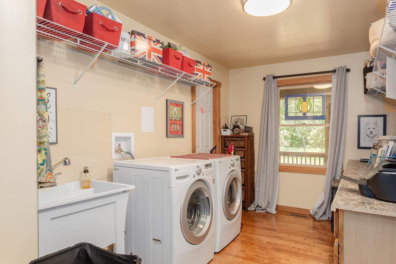 9942 AUSTIN MOUNTAIN TRL, GROTTOES, Virginia 24441, 3 Bedrooms Bedrooms, ,2 BathroomsBathrooms,Residential,9942 AUSTIN MOUNTAIN TRL,665437 MLS # 665437