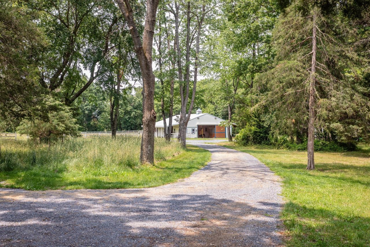9942 AUSTIN MOUNTAIN TRL, GROTTOES, Virginia 24441, 3 Bedrooms Bedrooms, ,2 BathroomsBathrooms,Residential,9942 AUSTIN MOUNTAIN TRL,665437 MLS # 665437