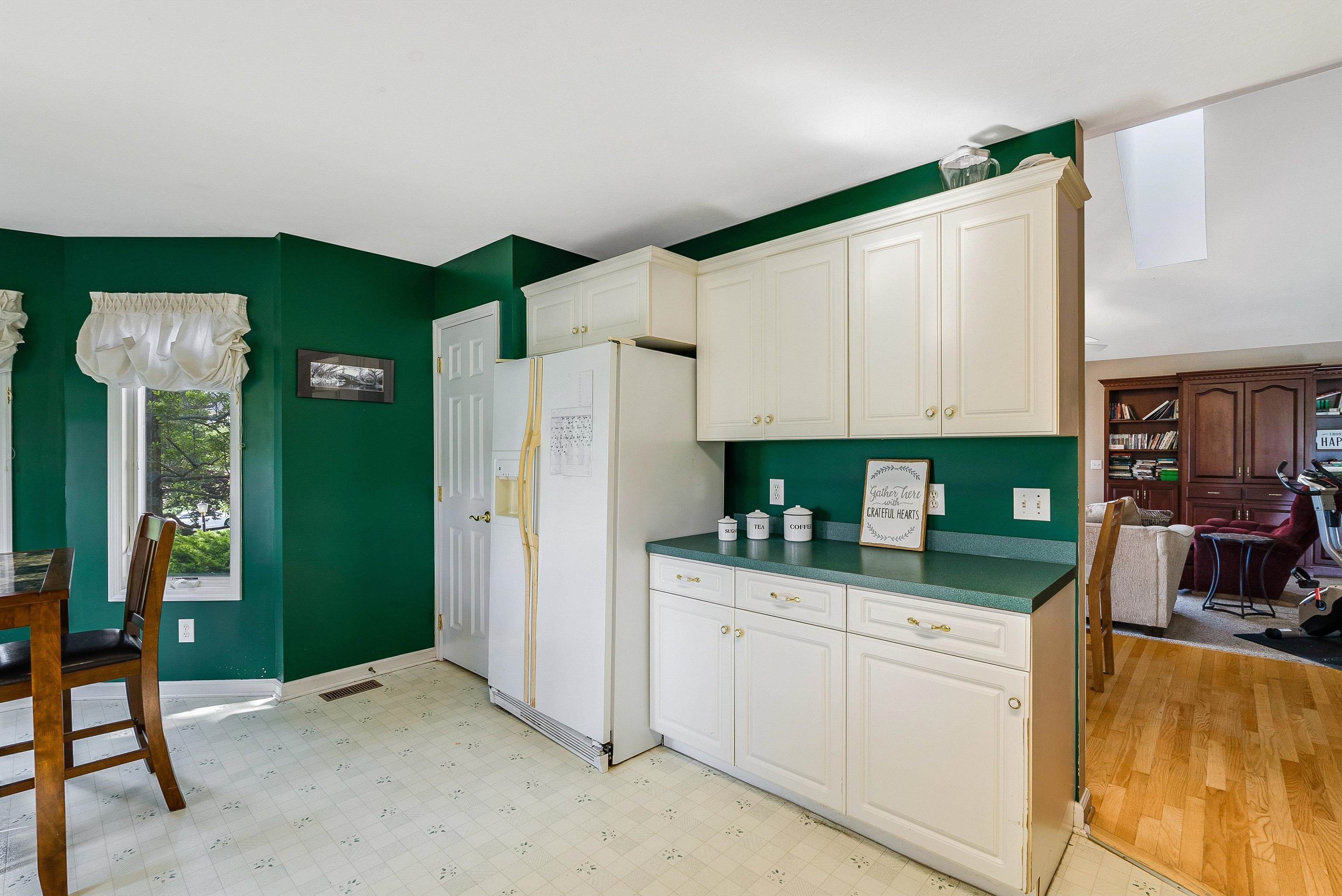 2112 LAKE TERRACE DR, HARRISONBURG, Virginia 22802, 2 Bedrooms Bedrooms, ,2 BathroomsBathrooms,Residential,2112 LAKE TERRACE DR,665440 MLS # 665440
