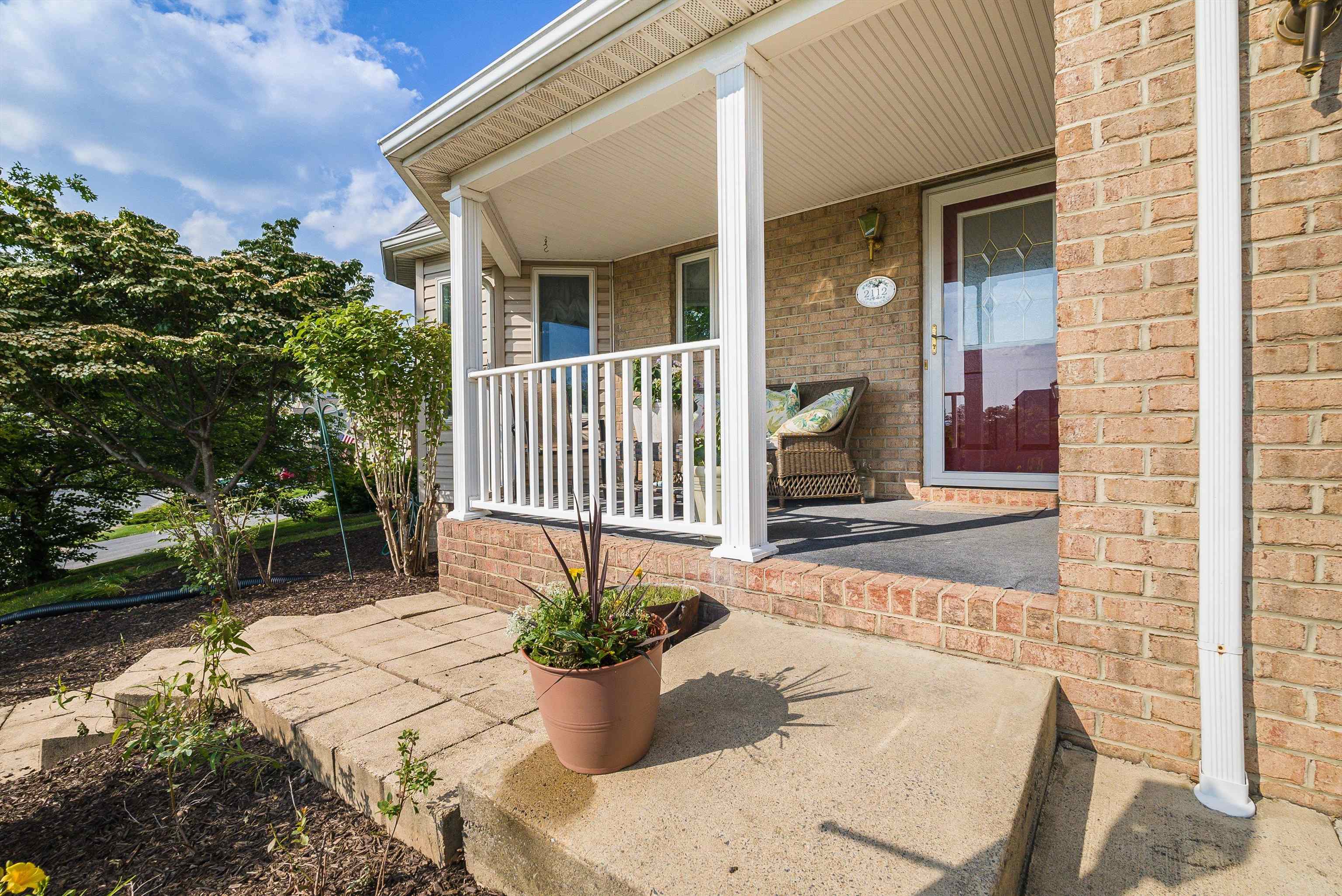 2112 LAKE TERRACE DR, HARRISONBURG, Virginia 22802, 2 Bedrooms Bedrooms, ,2 BathroomsBathrooms,Residential,2112 LAKE TERRACE DR,665440 MLS # 665440