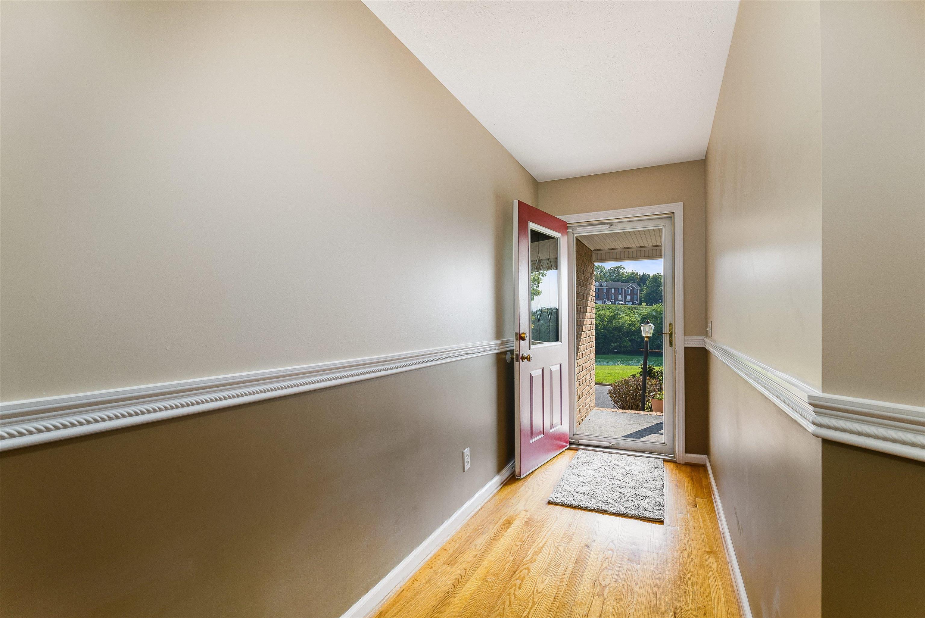 2112 LAKE TERRACE DR, HARRISONBURG, Virginia 22802, 2 Bedrooms Bedrooms, ,2 BathroomsBathrooms,Residential,2112 LAKE TERRACE DR,665440 MLS # 665440