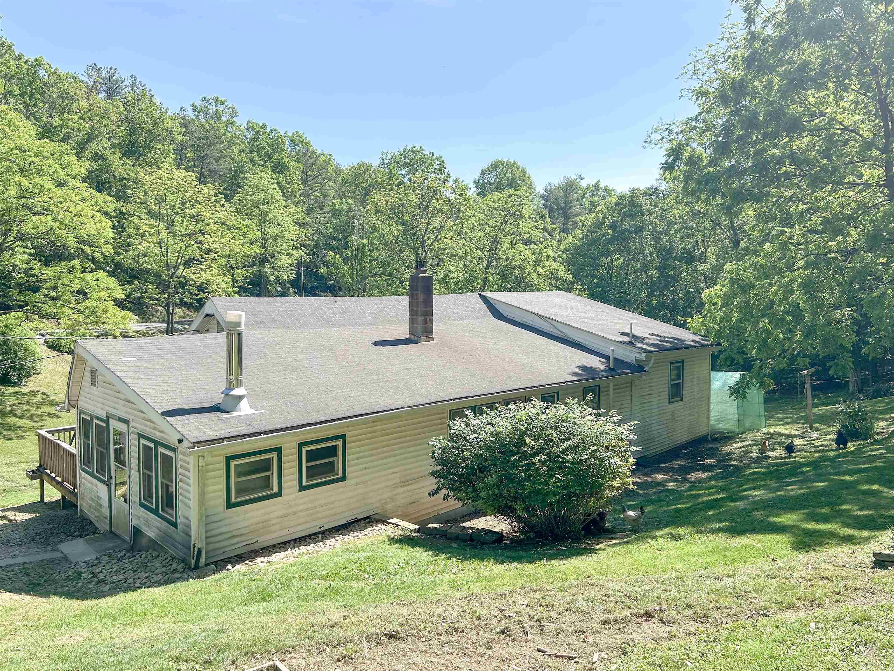 83 PHEASANTY HOLLOW RD, WILLIAMSVILLE, Virginia 24487, 3 Bedrooms Bedrooms, ,1 BathroomBathrooms,Residential,83 PHEASANTY HOLLOW RD,665445 MLS # 665445