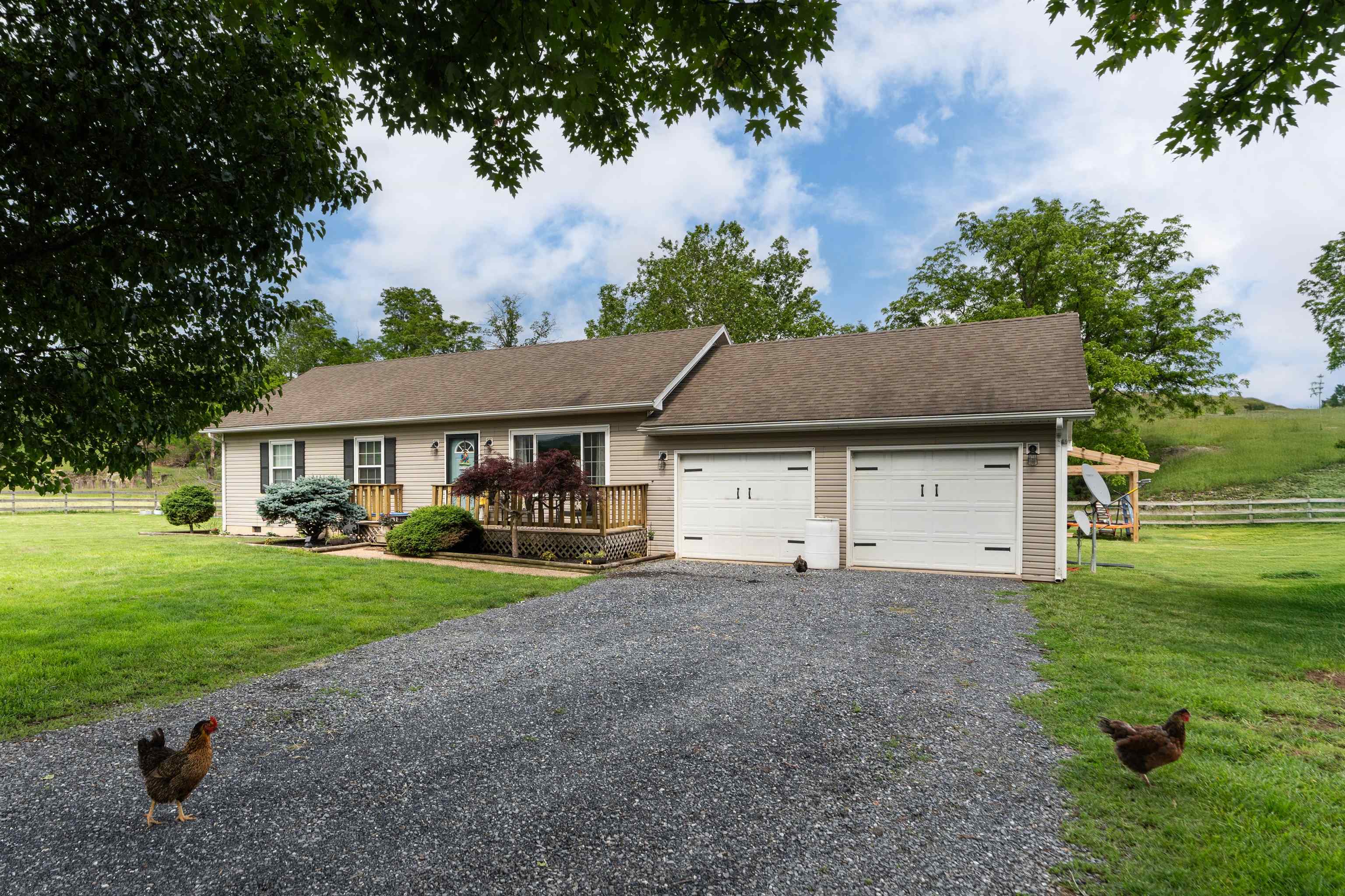10356 WAGGYS CREEK RD, DAYTON, Virginia 22821, 3 Bedrooms Bedrooms, ,2 BathroomsBathrooms,Residential,Smokey Creek Farm,10356 WAGGYS CREEK RD,665448 MLS # 665448
