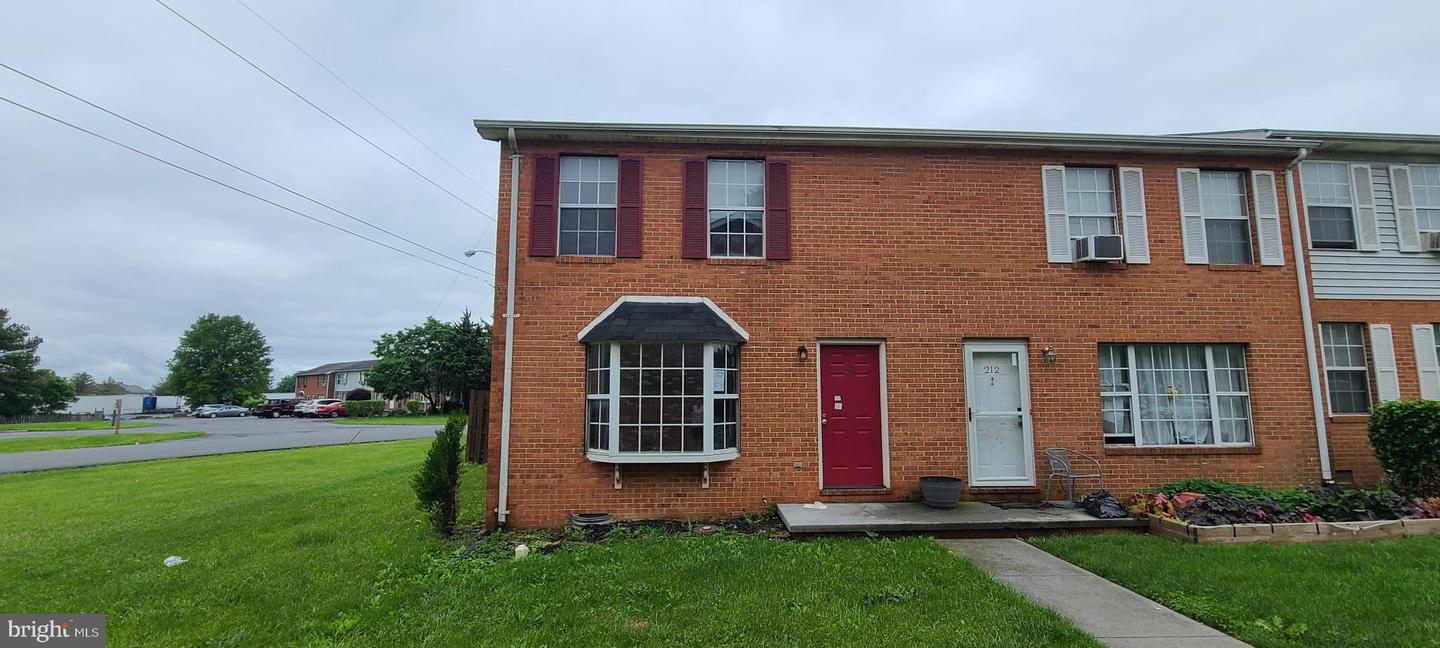 214 NOTTOWAY DR, STEPHENS CITY, Virginia 22655, 3 Bedrooms Bedrooms, ,1 BathroomBathrooms,Residential,For sale,214 NOTTOWAY DR,VAFV2034662 MLS # VAFV2034662
