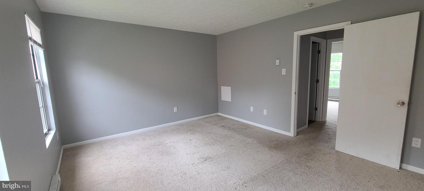 214 NOTTOWAY DR, STEPHENS CITY, Virginia 22655, 3 Bedrooms Bedrooms, ,1 BathroomBathrooms,Residential,For sale,214 NOTTOWAY DR,VAFV2034662 MLS # VAFV2034662