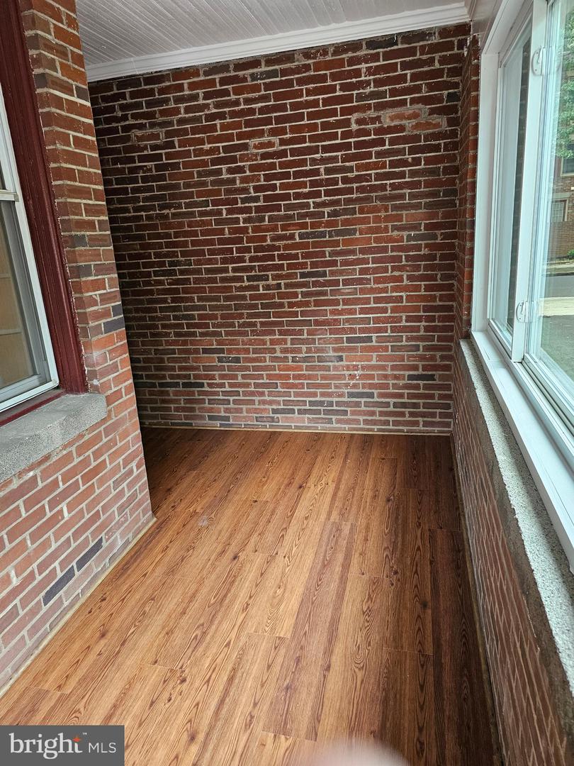 821 N JACKSON ST, ARLINGTON, Virginia 22201, 5 Bedrooms Bedrooms, 18 Rooms Rooms,5 BathroomsBathrooms,Residential,For sale,821 N JACKSON ST,VAAR2058756 MLS # VAAR2058756