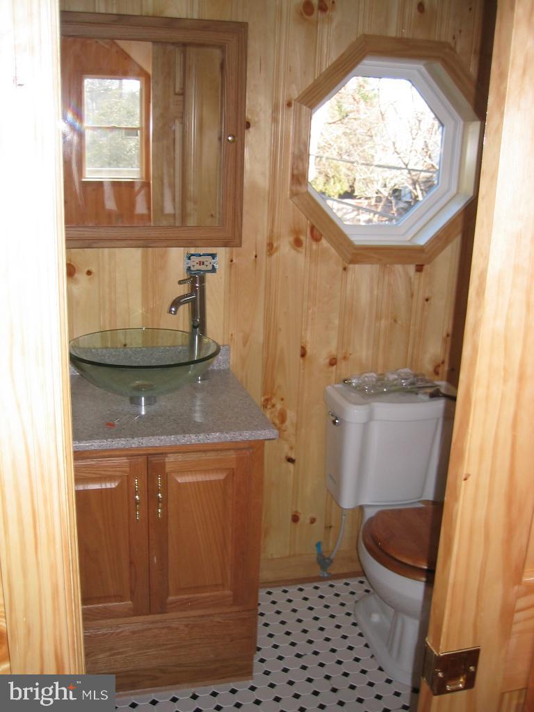 821 N JACKSON ST, ARLINGTON, Virginia 22201, 5 Bedrooms Bedrooms, 18 Rooms Rooms,5 BathroomsBathrooms,Residential,For sale,821 N JACKSON ST,VAAR2058756 MLS # VAAR2058756