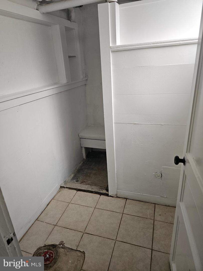 821 N JACKSON ST, ARLINGTON, Virginia 22201, 5 Bedrooms Bedrooms, 18 Rooms Rooms,5 BathroomsBathrooms,Residential,For sale,821 N JACKSON ST,VAAR2058756 MLS # VAAR2058756