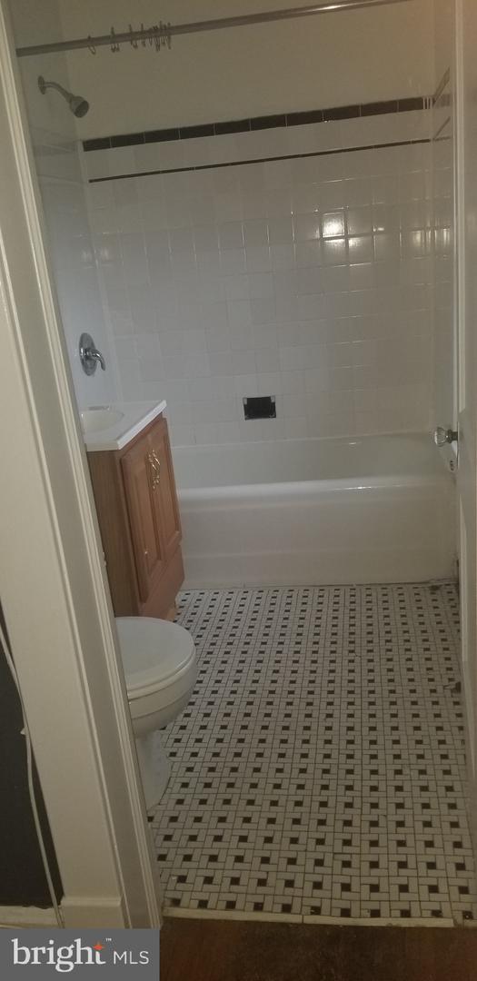 821 N JACKSON ST, ARLINGTON, Virginia 22201, 5 Bedrooms Bedrooms, 18 Rooms Rooms,5 BathroomsBathrooms,Residential,For sale,821 N JACKSON ST,VAAR2058756 MLS # VAAR2058756