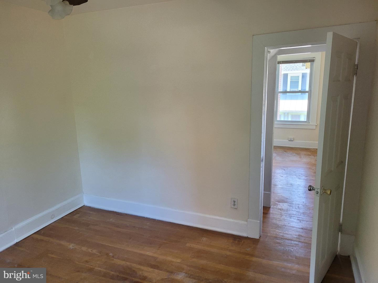 821 N JACKSON ST, ARLINGTON, Virginia 22201, 5 Bedrooms Bedrooms, 18 Rooms Rooms,5 BathroomsBathrooms,Residential,For sale,821 N JACKSON ST,VAAR2058756 MLS # VAAR2058756