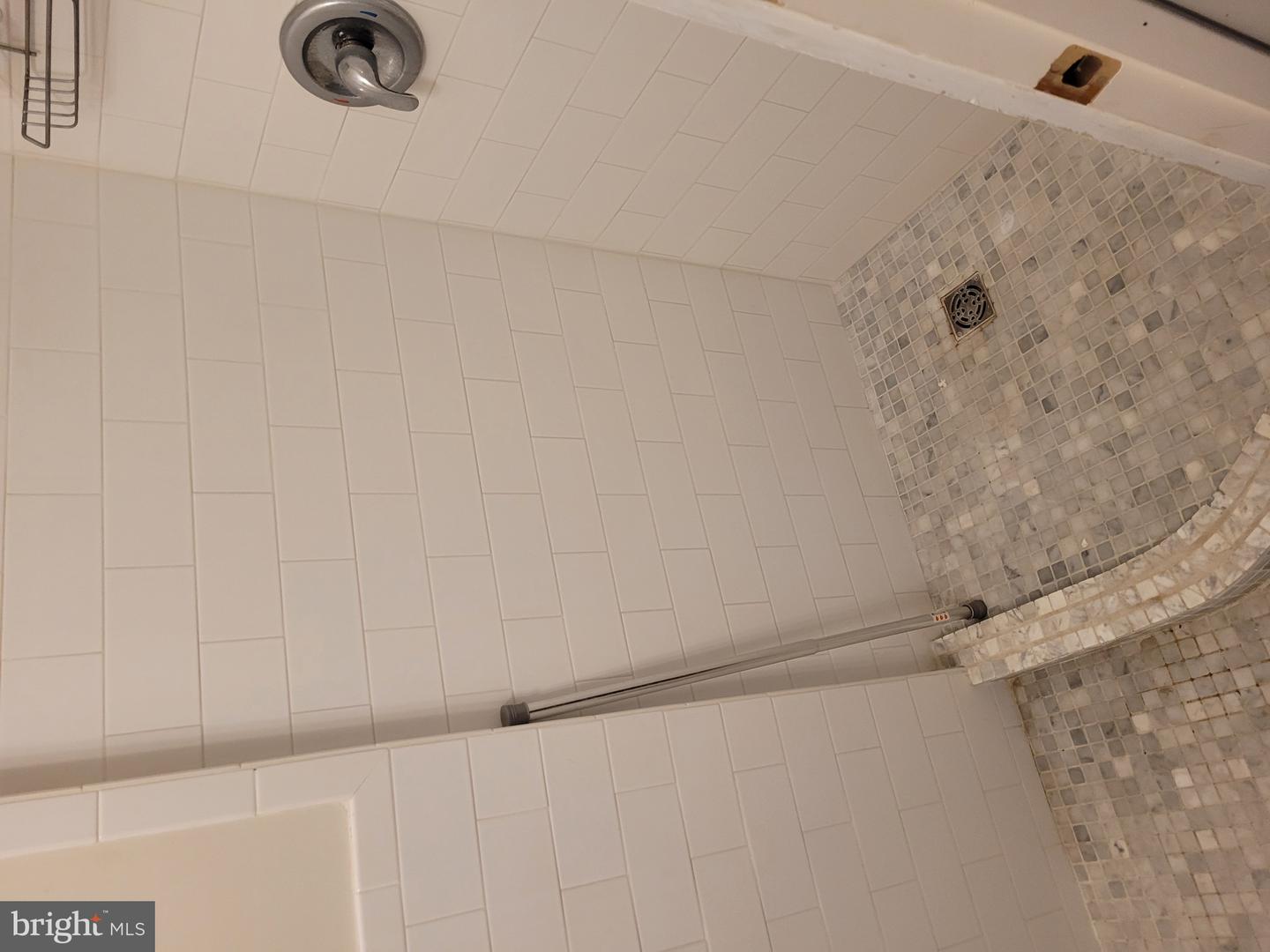 821 N JACKSON ST, ARLINGTON, Virginia 22201, 5 Bedrooms Bedrooms, 18 Rooms Rooms,5 BathroomsBathrooms,Residential,For sale,821 N JACKSON ST,VAAR2058756 MLS # VAAR2058756