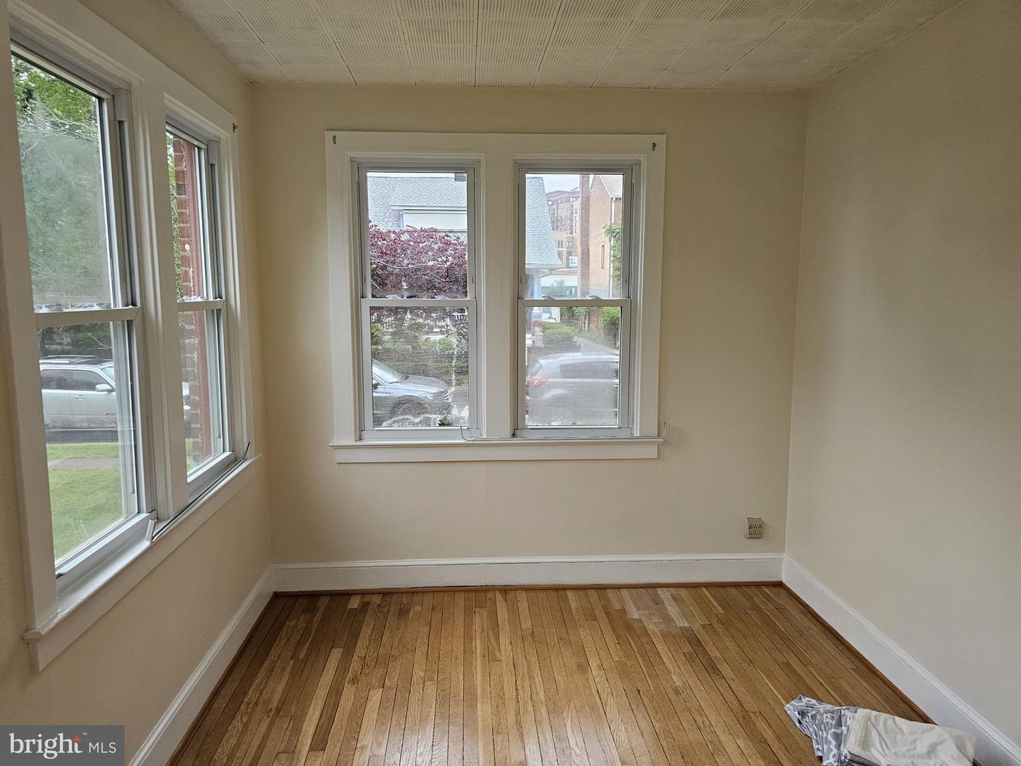 821 N JACKSON ST, ARLINGTON, Virginia 22201, 5 Bedrooms Bedrooms, 18 Rooms Rooms,5 BathroomsBathrooms,Residential,For sale,821 N JACKSON ST,VAAR2058756 MLS # VAAR2058756