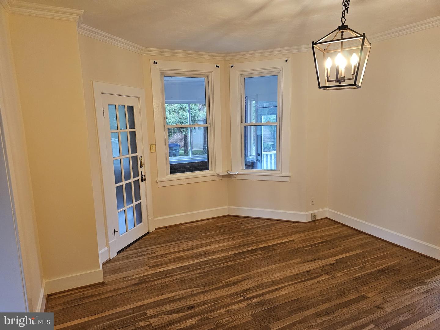 821 N JACKSON ST, ARLINGTON, Virginia 22201, 5 Bedrooms Bedrooms, 18 Rooms Rooms,5 BathroomsBathrooms,Residential,For sale,821 N JACKSON ST,VAAR2058756 MLS # VAAR2058756