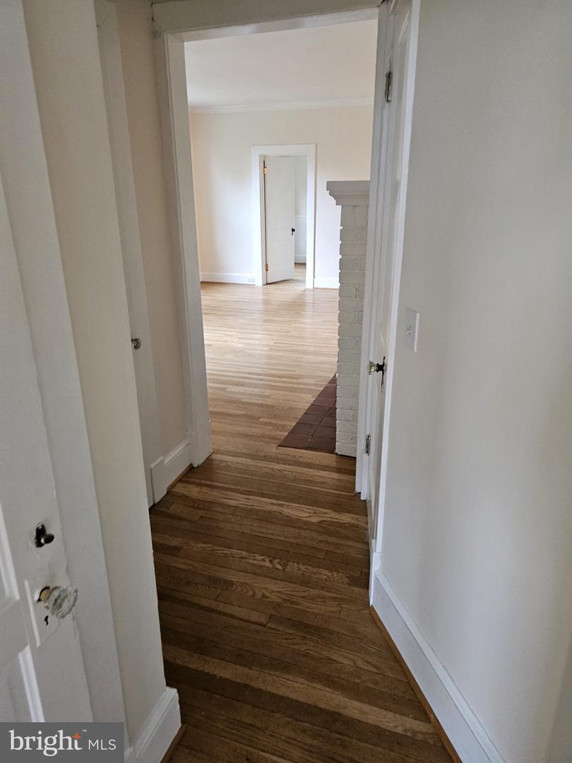 821 N JACKSON ST, ARLINGTON, Virginia 22201, 5 Bedrooms Bedrooms, 18 Rooms Rooms,5 BathroomsBathrooms,Residential,For sale,821 N JACKSON ST,VAAR2058756 MLS # VAAR2058756