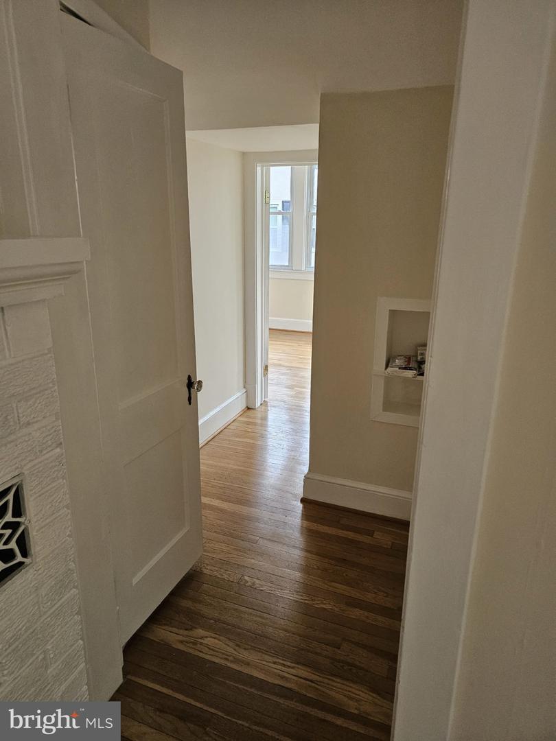 821 N JACKSON ST, ARLINGTON, Virginia 22201, 5 Bedrooms Bedrooms, 18 Rooms Rooms,5 BathroomsBathrooms,Residential,For sale,821 N JACKSON ST,VAAR2058756 MLS # VAAR2058756