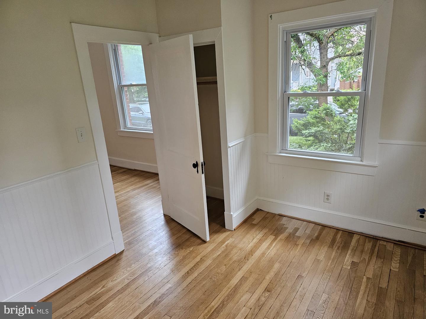 821 N JACKSON ST, ARLINGTON, Virginia 22201, 5 Bedrooms Bedrooms, 18 Rooms Rooms,5 BathroomsBathrooms,Residential,For sale,821 N JACKSON ST,VAAR2058756 MLS # VAAR2058756