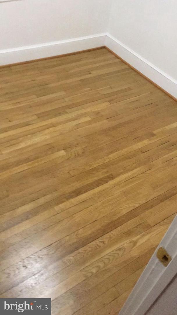 821 N JACKSON ST, ARLINGTON, Virginia 22201, 5 Bedrooms Bedrooms, 18 Rooms Rooms,5 BathroomsBathrooms,Residential,For sale,821 N JACKSON ST,VAAR2058756 MLS # VAAR2058756