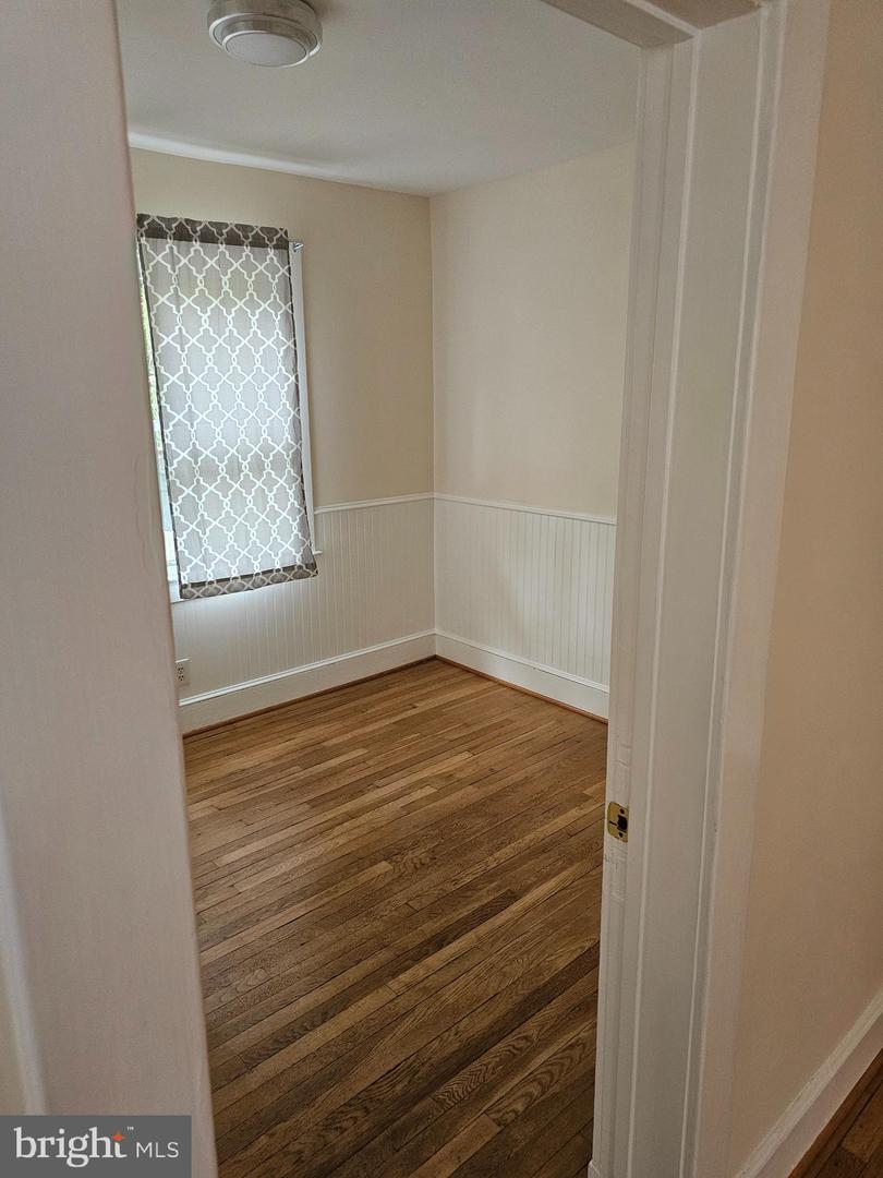 821 N JACKSON ST, ARLINGTON, Virginia 22201, 5 Bedrooms Bedrooms, 18 Rooms Rooms,5 BathroomsBathrooms,Residential,For sale,821 N JACKSON ST,VAAR2058756 MLS # VAAR2058756