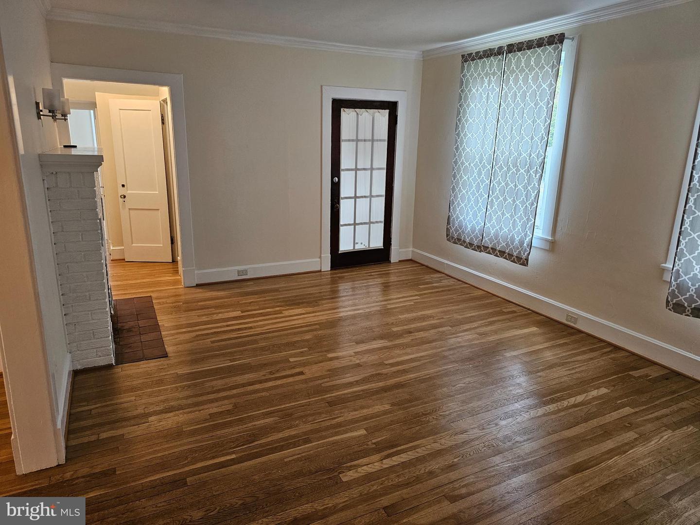 821 N JACKSON ST, ARLINGTON, Virginia 22201, 5 Bedrooms Bedrooms, 18 Rooms Rooms,5 BathroomsBathrooms,Residential,For sale,821 N JACKSON ST,VAAR2058756 MLS # VAAR2058756
