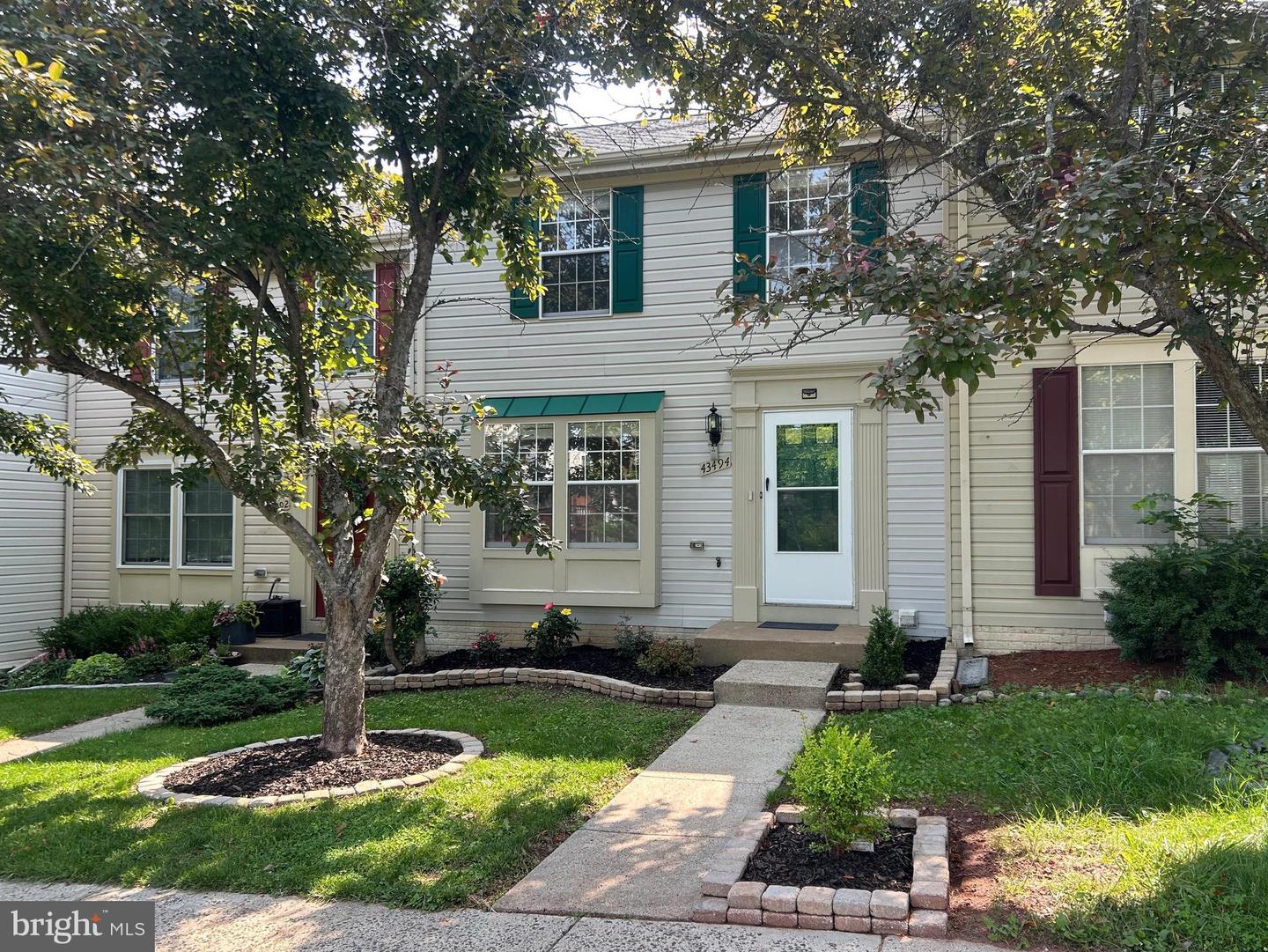 43494 POSTRAIL SQ, ASHBURN, Virginia 20147, 3 Bedrooms Bedrooms, ,3 BathroomsBathrooms,Residential,For sale,43494 POSTRAIL SQ,VALO2098852 MLS # VALO2098852