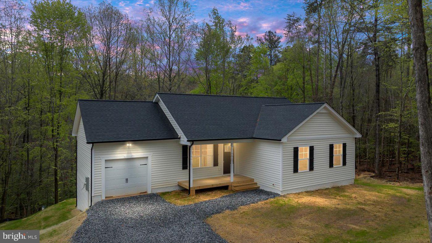 358 HEMLOCK LN, MINERAL, Virginia 23117, 3 Bedrooms Bedrooms, ,2 BathroomsBathrooms,Residential,For sale,358 HEMLOCK LN,VALA2007984 MLS # VALA2007984