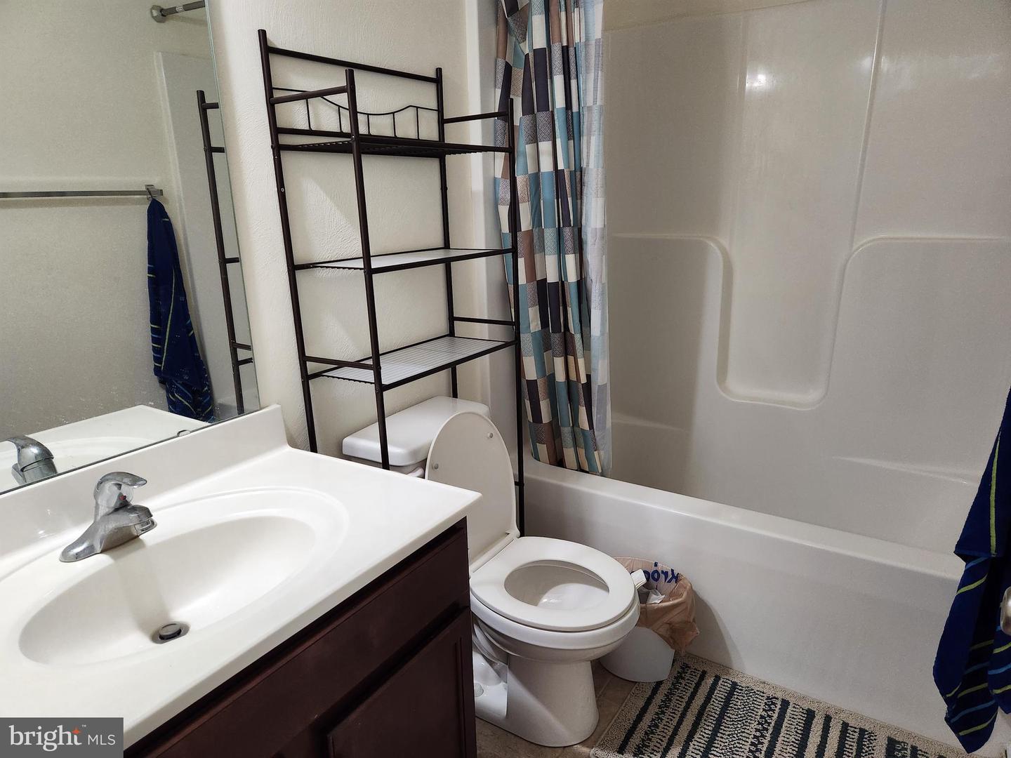 8366 LEIGHBURN DR, ROANOKE, Virginia 24019, 4 Bedrooms Bedrooms, ,2 BathroomsBathrooms,Residential,For sale,8366 LEIGHBURN DR,VARK2000042 MLS # VARK2000042